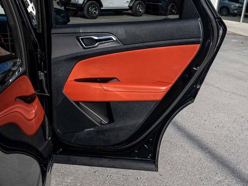 Used 2024 Kia Sportage SX image 15