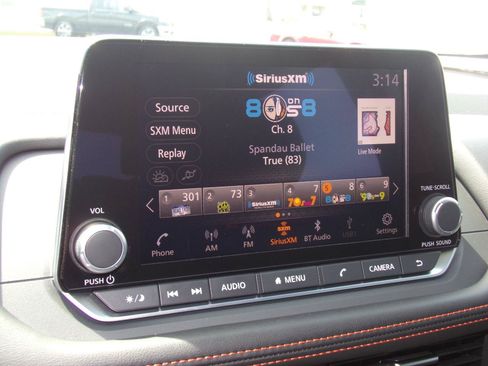 Used 2025 Nissan Rogue SV w/ Rock Creek Premium Package AWD/4WD image 20