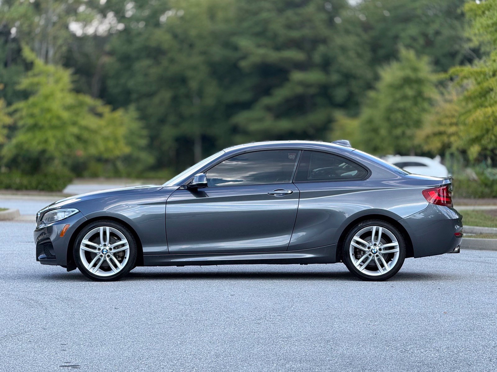 Used 2017 BMW 230i xDrive Coupe AWD/4WD image 9