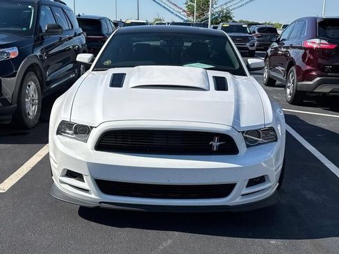 Used 2014 Ford Mustang GT Premium w/ Electronics Package RWD image 9