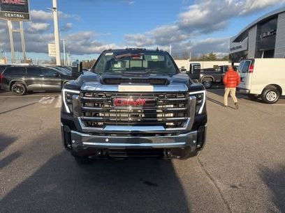 New 2026 GMC Sierra 2500 SLT w/ SLT Convenience Package