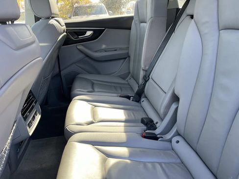 Used 2022 Audi Q7 3.0T Premium Plus image 19