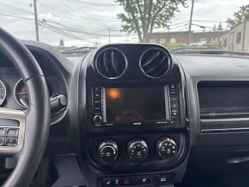 Used 2014 Jeep Patriot Limited AWD/4WD image 19