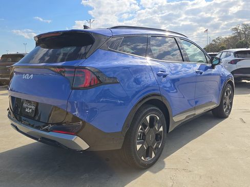 New 2026 Kia Sportage SX image 8