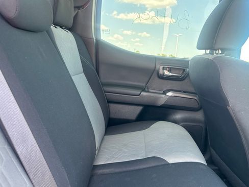 Used 2021 Toyota Tacoma TRD Sport RWD image 26