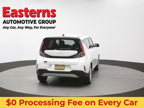 Used 2024 Kia Soul LX w/ Option Group 015 FWD image 36