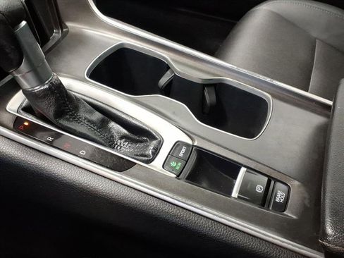 Used 2019 Honda Accord Sport image 17