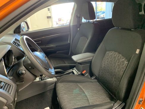 Used 2024 Mitsubishi Outlander Sport SE image 16