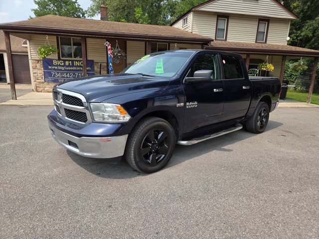 Used 2016 RAM 1500 Classic SLT AWD/4WD image 2
