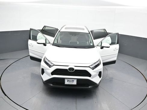 Certified 2022 Toyota RAV4 XLE image 47