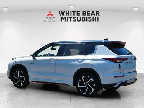 Used 2023 Mitsubishi Outlander SE AWD/4WD image 4