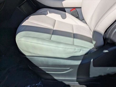 New 2026 Lincoln Aviator 2WD image 4