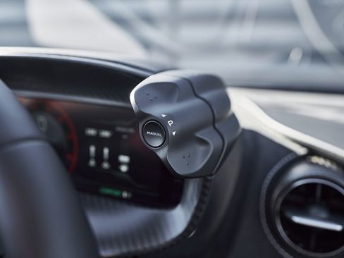 Used 2024 McLaren 750S Spider image 58