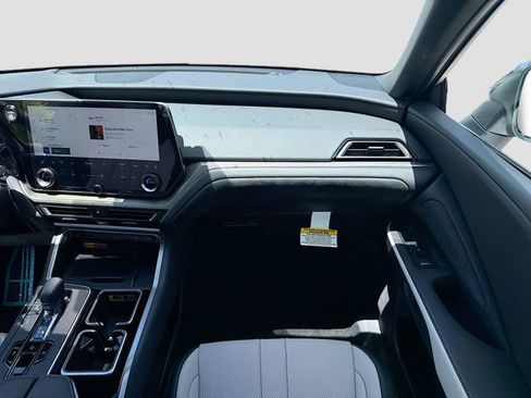 New 2026 Lexus TX 500h AWD image 19