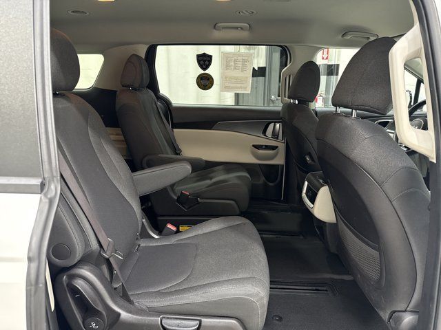 Certified 2023 Kia Carnival LX FWD image 30
