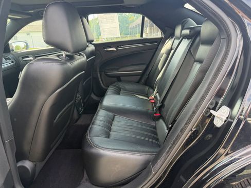 Used 2017 Chrysler 300 S w/ 300S Premium Group AWD/4WD image 11
