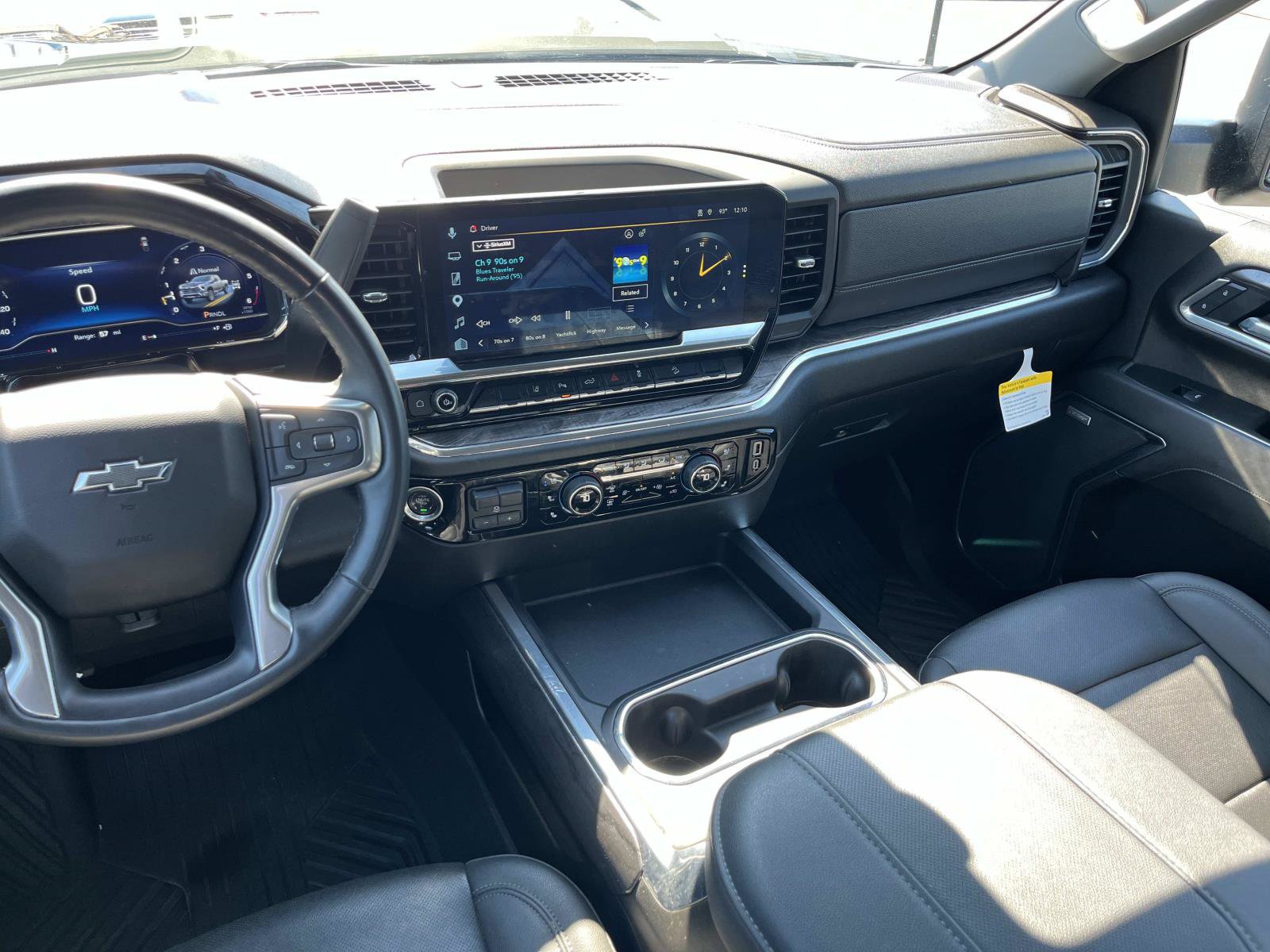 Used 2025 Chevrolet Silverado 2500 LTZ w/ LTZ Plus Package AWD/4WD image 14