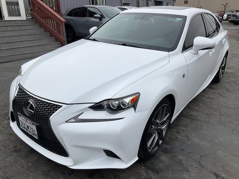 Used 2016 Lexus IS 200t w/ F Sport Package RWD image 95