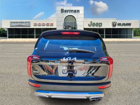 Used 2022 Kia Telluride S AWD/4WD image 7