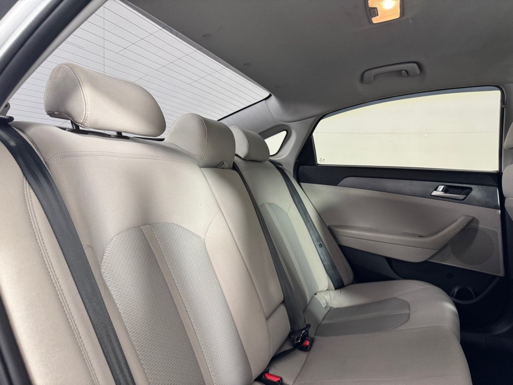 Used 2017 Hyundai Sonata SE FWD image 44