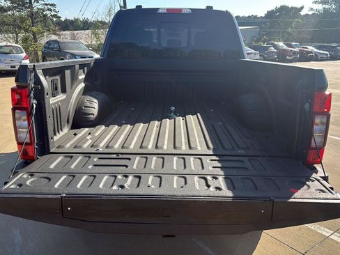 Used 2022 Ford F250 Lariat w/ Lariat Ultimate Package image 15