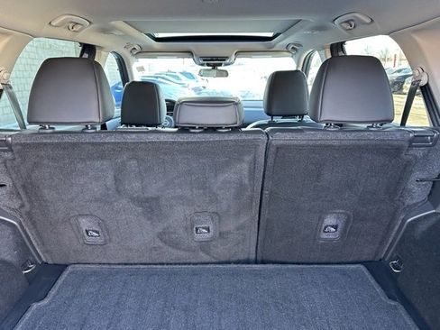 Certified 2023 Nissan Rogue SV w/ SV Premium Package image 18