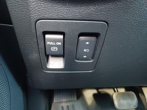 Used 2021 Ford Expedition Limited AWD/4WD image 22