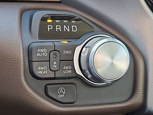 New 2026 RAM 1500 Laramie AWD/4WD image 20