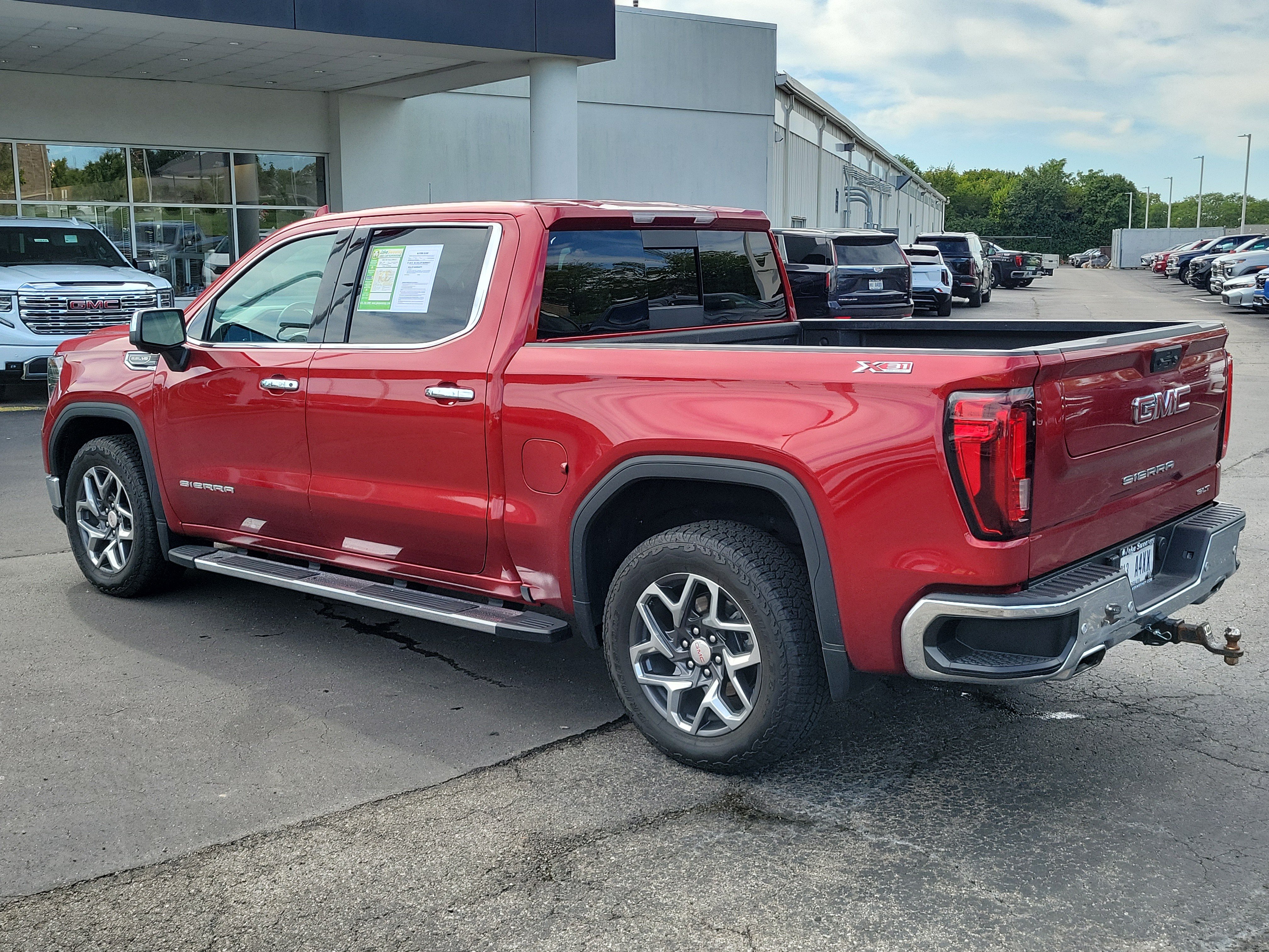 Used 2024 GMC Sierra 1500 SLT w/ SLT Premium Plus Package AWD/4WD image 3