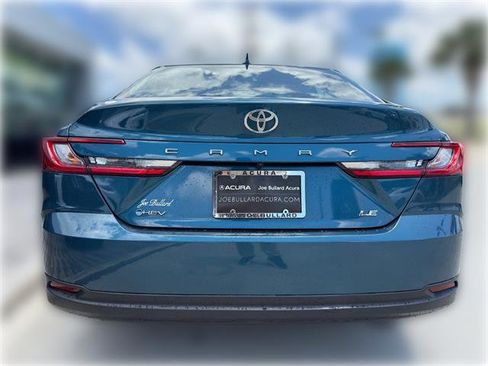 Used 2025 Toyota Camry LE FWD image 7