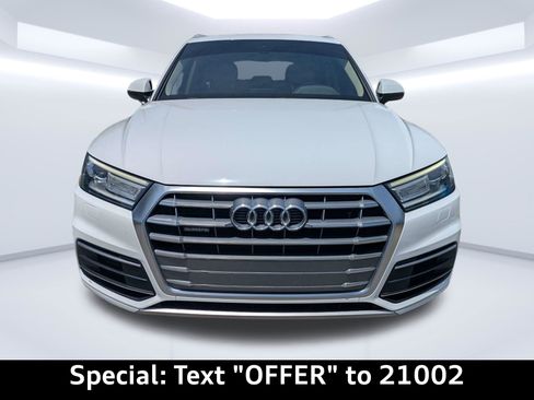Used 2019 Audi Q5 2.0T Premium w/ Convenience Package AWD/4WD image 10