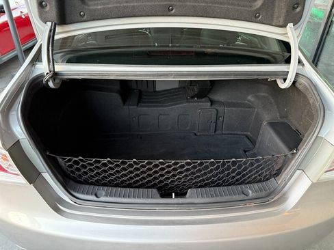 Used 2012 Hyundai Sonata Hybrid w/ Ultimate Pkg image 40