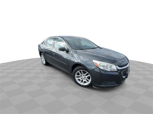 Certified 2015 Chevrolet Malibu LT w/ Power Convenience Package image 2