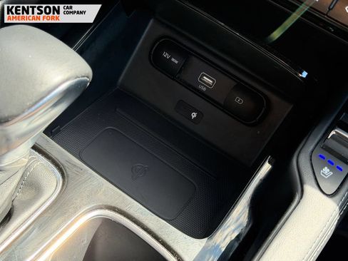 Used 2022 Kia Telluride SX w/ SX Prestige Package AWD/4WD image 23