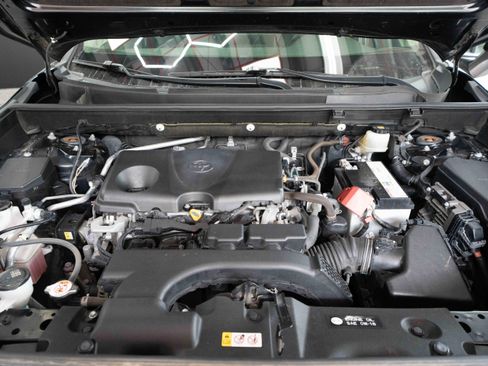 Used 2020 Toyota RAV4 Limited AWD/4WD image 32