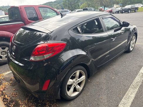 Used 2012 Hyundai Veloster FWD image 4