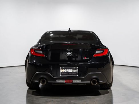Used 2026 Toyota GR86 RWD image 10