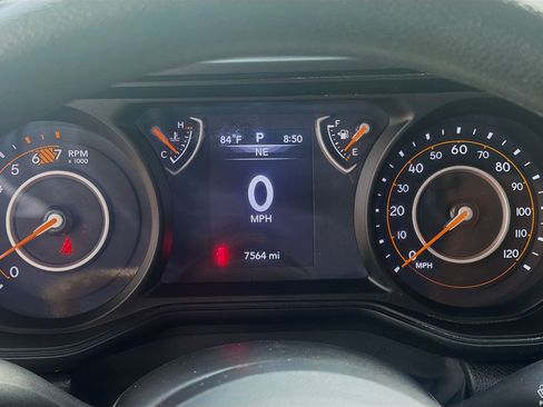 Used 2024 Jeep Wrangler Unlimited Sport AWD/4WD image 11