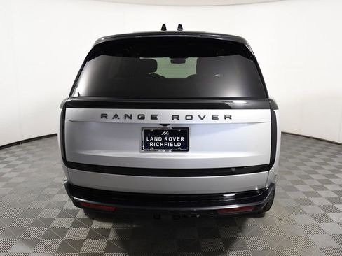 Used 2025 Land Rover Range Rover Long Wheelbase Autobiography image 5