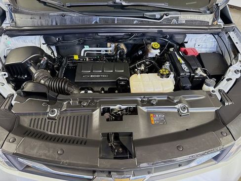 Used 2018 Chevrolet Trax LS image 30