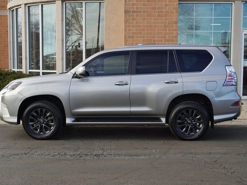 Used 2022 Lexus GX 460 Premium image 2