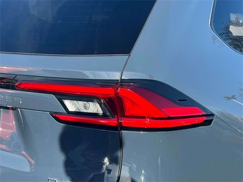 Certified 2024 Toyota Grand Highlander Platinum image 7