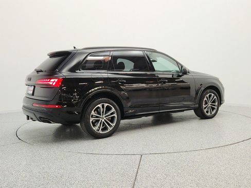Used 2025 Audi Q7 2.0T Premium Plus w/ Premium Plus Package AWD/4WD image 5