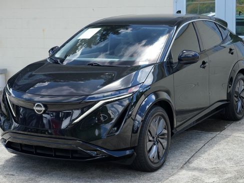 Used 2023 Nissan Ariya FWD image 42