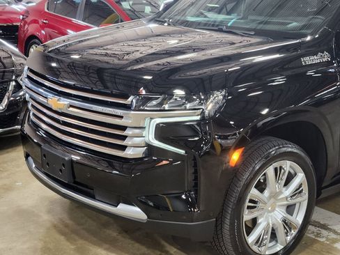 Used 2024 Chevrolet Tahoe High Country w/ Advanced Technology Package AWD/4WD image 14