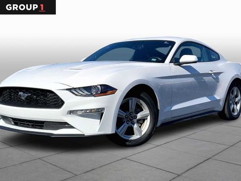 Used 2018 Ford Mustang Coupe image 1