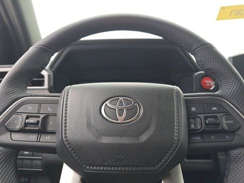 New 2025 Toyota Tacoma TRD Off-Road image 32