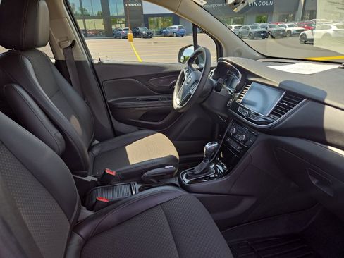 Used 2019 Buick Encore Preferred AWD/4WD image 19