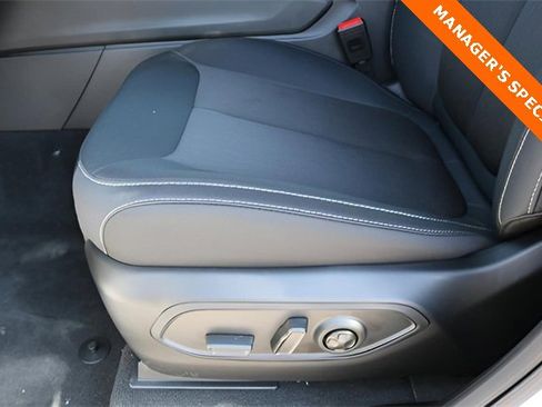 New 2025 Jeep Grand Cherokee Laredo X w/ Luxury Tech Group I image 13