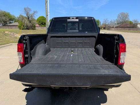 Used 2024 RAM 2500 Tradesman w/ Chrome Appearance Group image 41